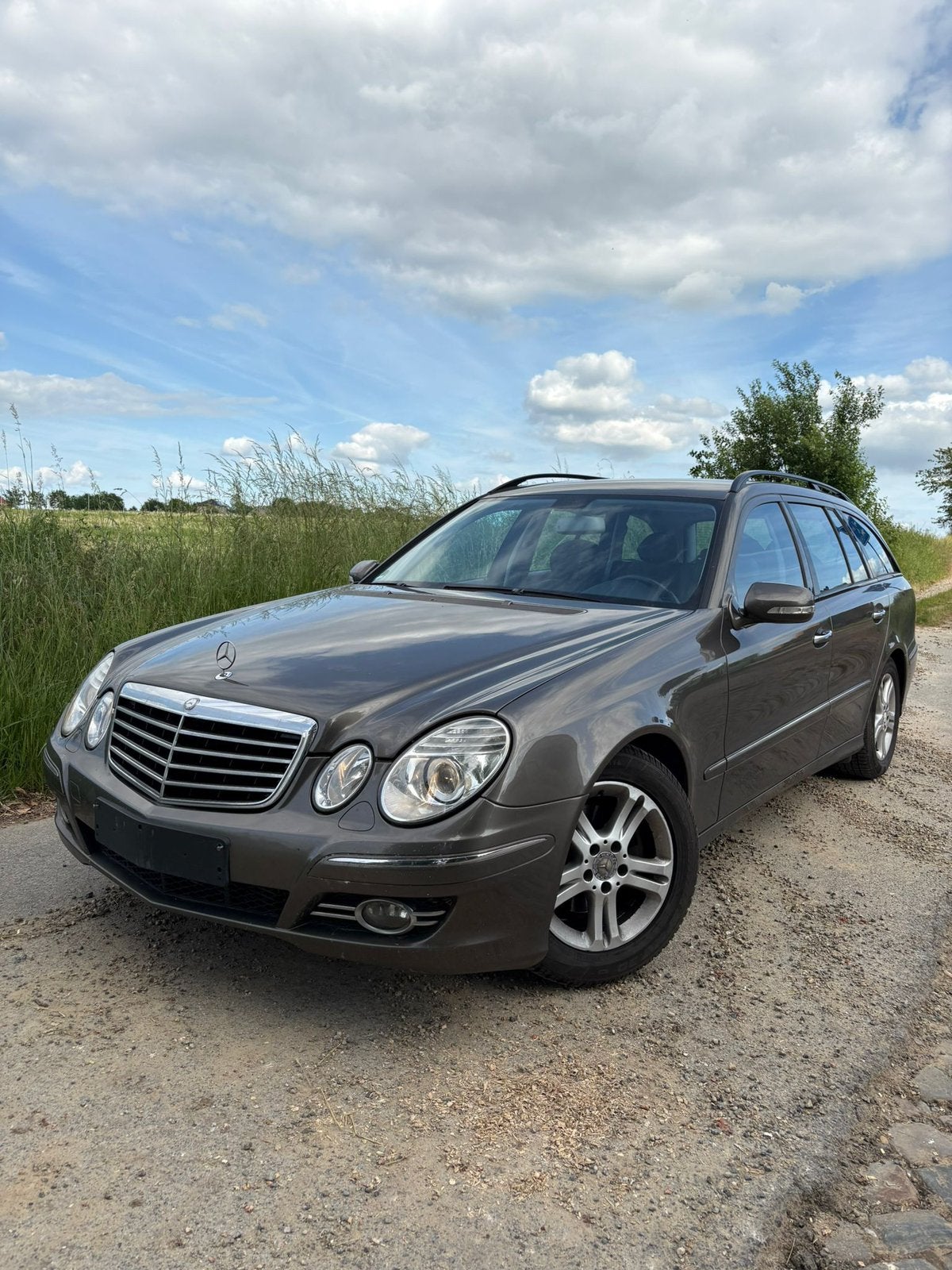Mercedes-Benz E220 Automaat 145.000 Avantgarde, Auto's, Mercedes-Benz, Automaat, Elektrische ramen, 4 cilinders, Bruin