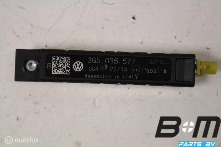 Antenneversterker VW Passat B8 Sedan 2.0 TDI 3G5035577, Autos : Divers, Autoradios, Utilisé