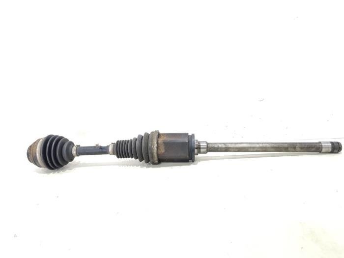 Aandrijfas rechts-voor van een BMW X1, Gebruikt, -, -, Ophalen of Verzenden
