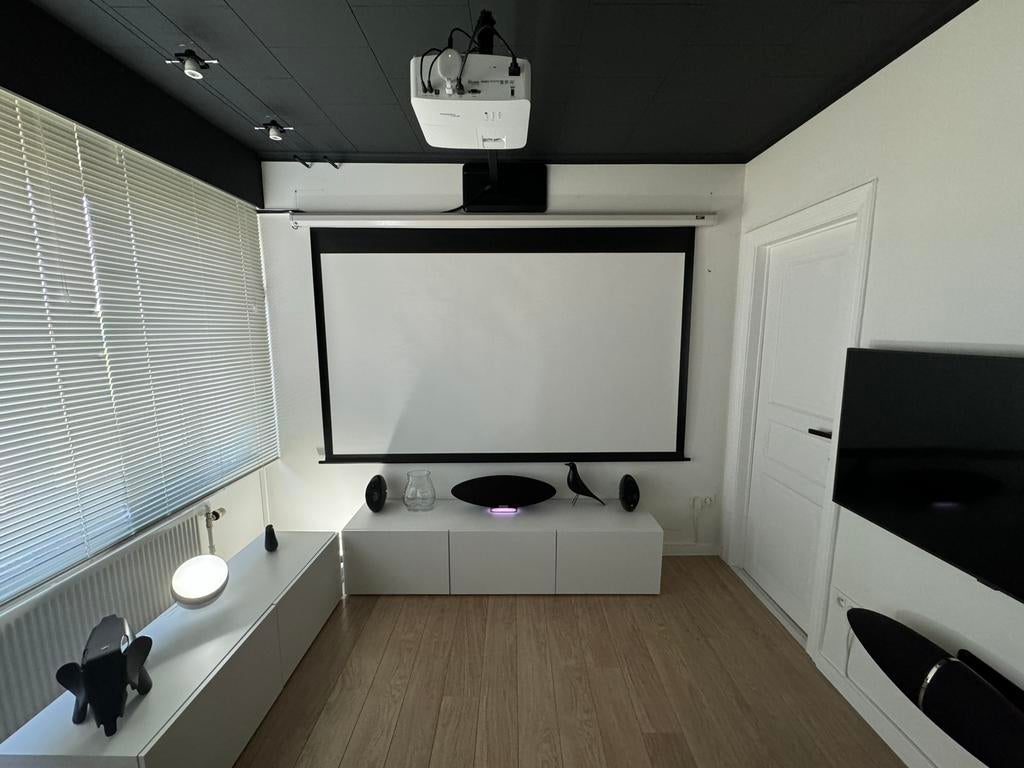 Projectiescherm Elite Screens Electric 100XH 16:9, Ophalen, Elektrisch, Zo goed als nieuw