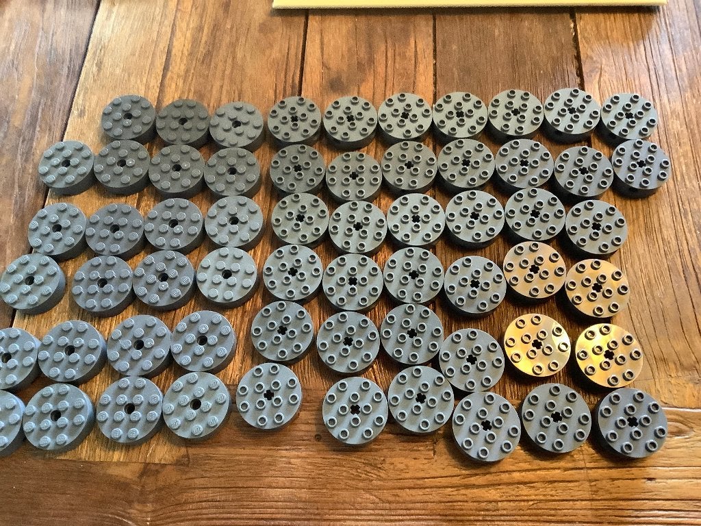 Lego dikke ronde blokken 4x4 dark bluish gray 61 st / 117-80, Ophalen of Verzenden, Zo goed als nieuw, Losse stenen, Lego