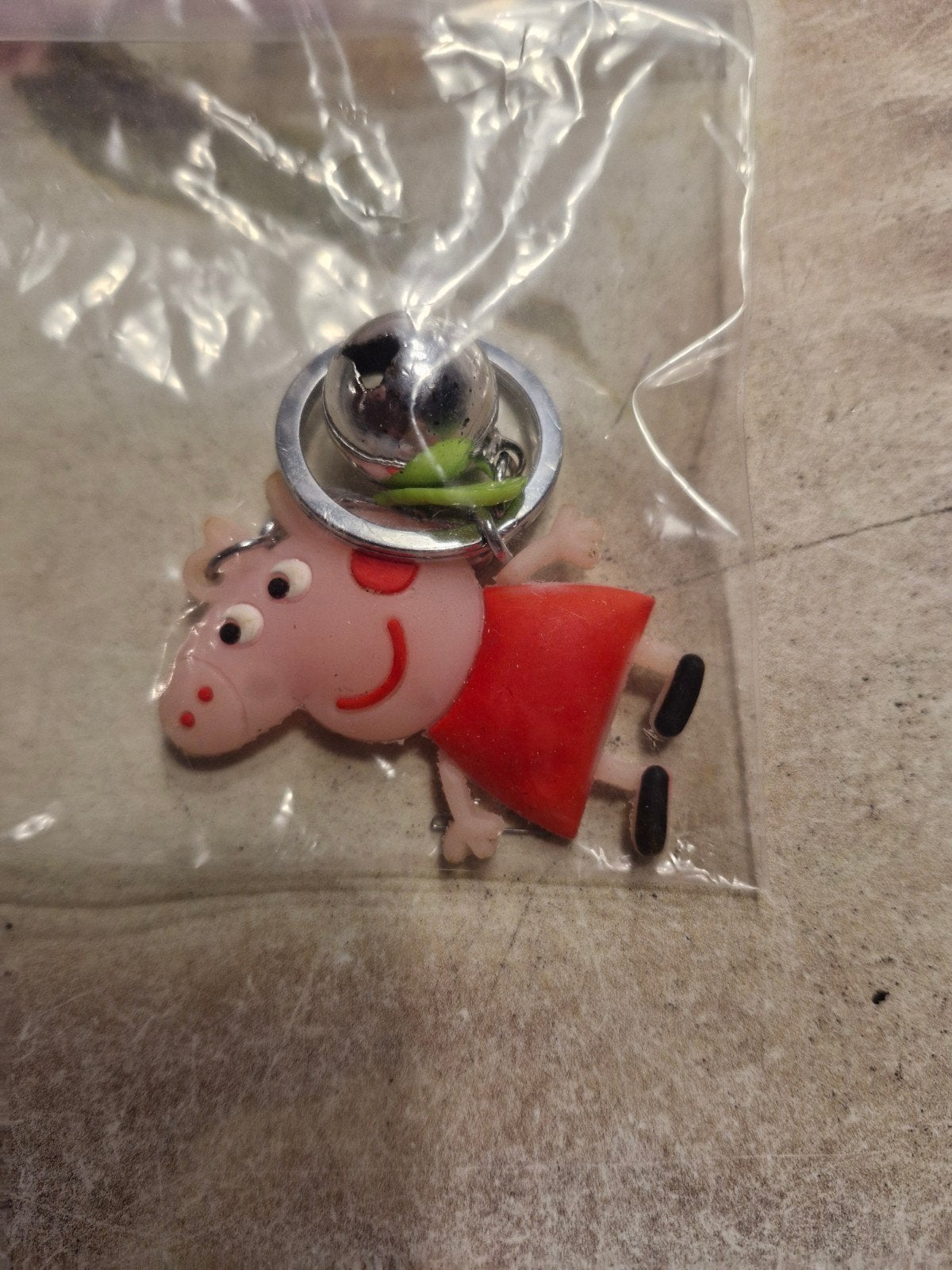 porte clef pepapug en bonne etat, Collections, Enlèvement ou Envoi, Comme neuf