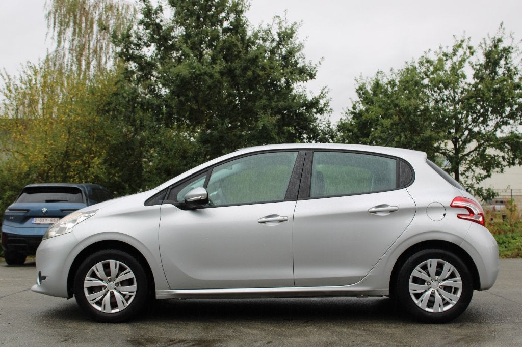Peugeot 208 1.2 e-VTI Active, Autos, Argent ou Gris, Achat, Euro 6, Entreprise