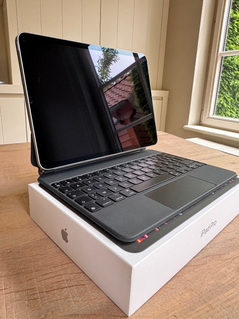 iPad Pro 11inch 512GB 4de generatie, Informatique & Logiciels, Apple iPad Tablettes, Gris, 11 pouces, Comme neuf, Enlèvement