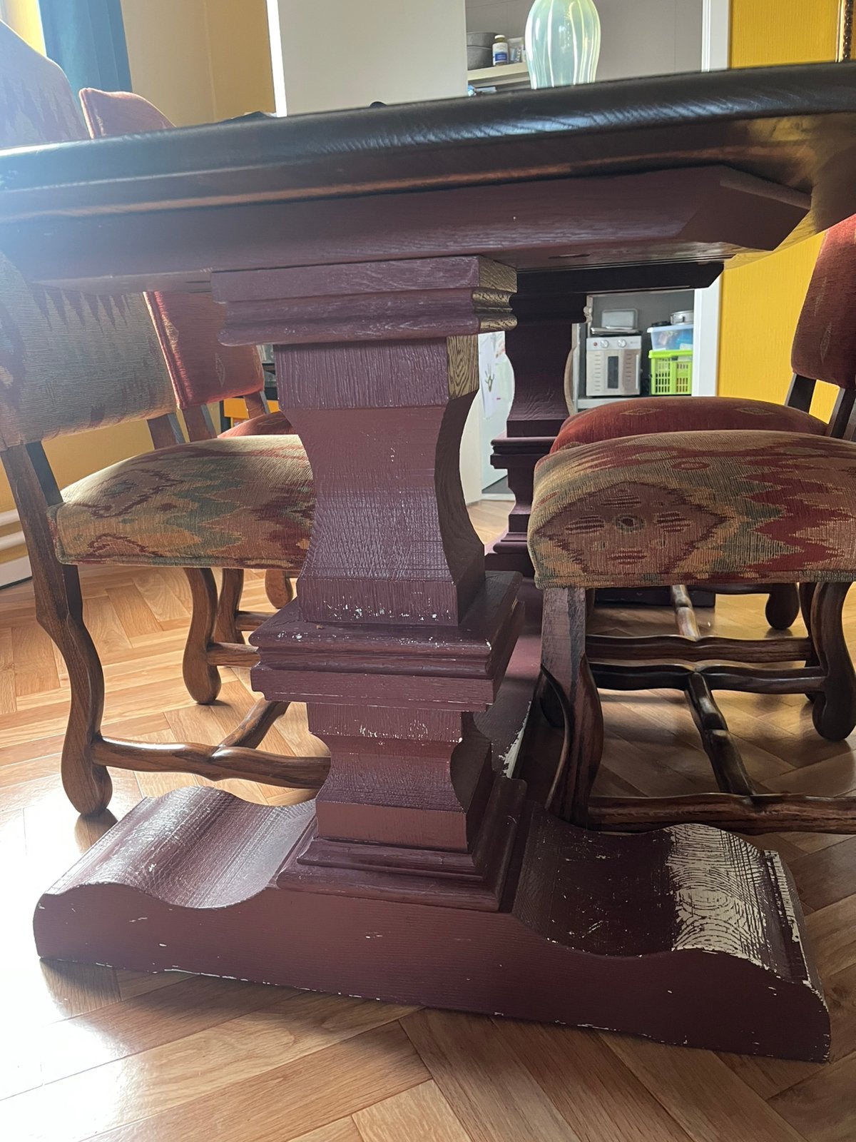 Tafel, Enlèvement
