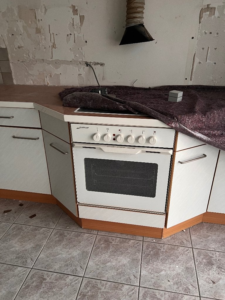 Keuken zelf uit te breken en ophalen, Ophalen, Gebruikt, Hoekkeuken, Hout
