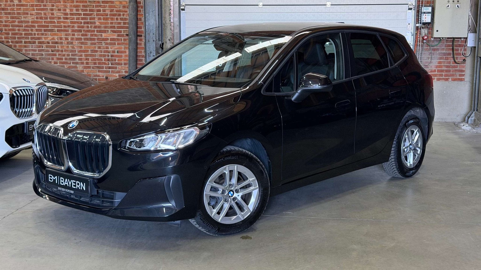 BMW 216 iA Garantie Active Tourer Benzine Automaat, Autos, BMW, Achat, Euro 6, Carnet d'entretien, Noir