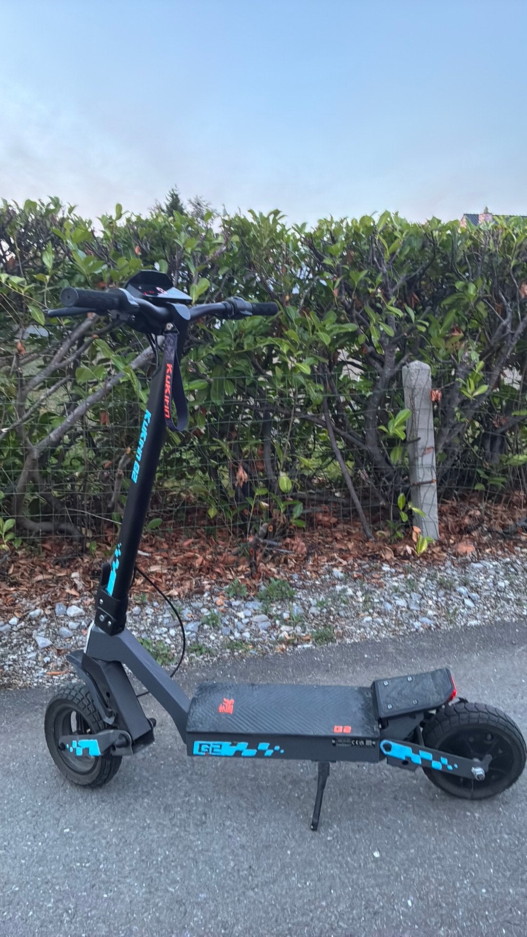 Trottinette électrique g2 kukirin, Enlèvement, Comme neuf