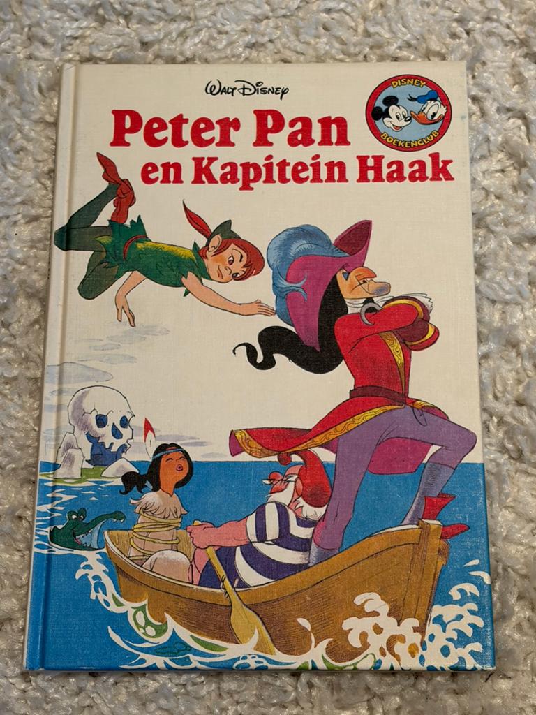 Disney boekenclub - Peter Pan en Kapitein Haak, Boeken, Ophalen of Verzenden, Gelezen, Jongen of Meisje, Fictie algemeen