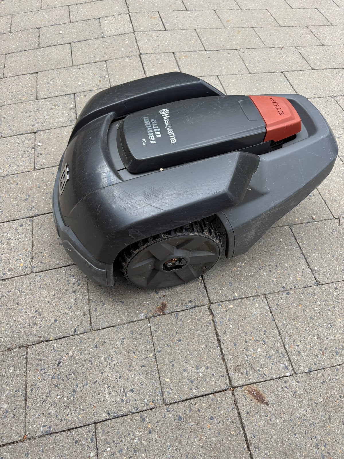 Husqvarna model 105 maairobot voor onderdelen, Ophalen, Gebruikt