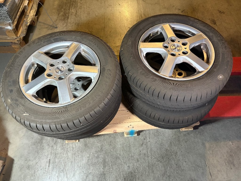 4 JANTES ALU ENZO 15" + PNEUS 195/65 R15, Autos : Pièces & Accessoires, Pneus & Jantes, 15 pouces, Pneus et Jantes, Véhicule de tourisme