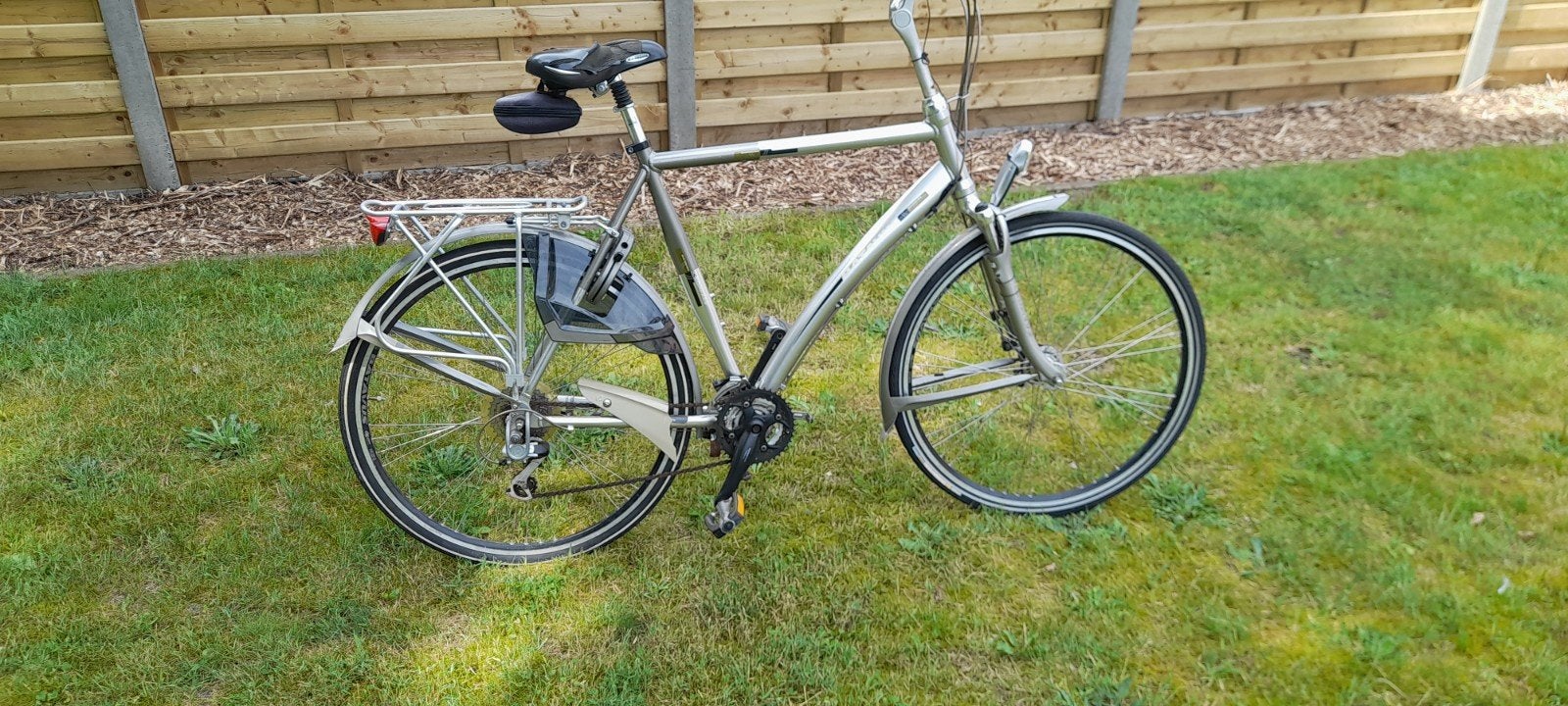 Mannen fiets, Enlèvement