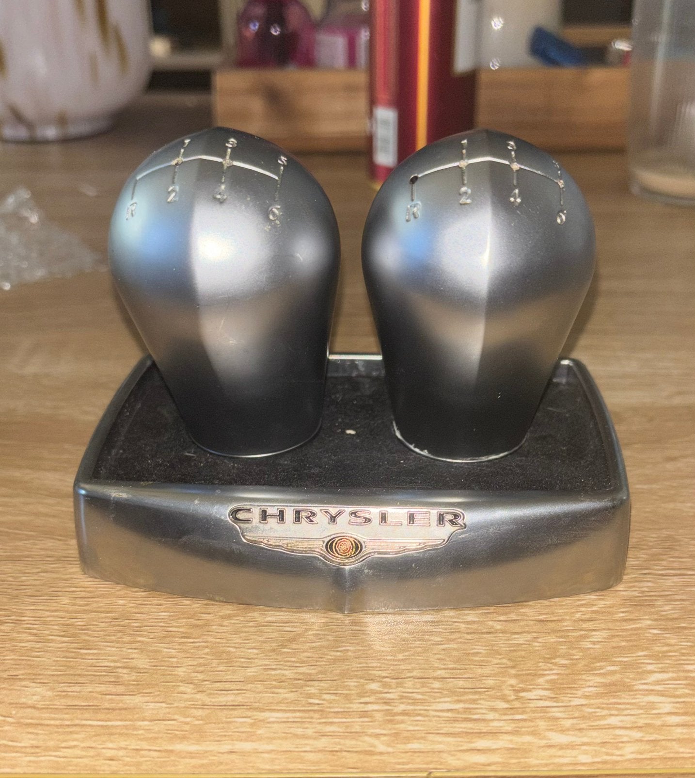 Salière & poivrière Chrysler vintage/Objet de collection, Antiquités & Art, Enlèvement