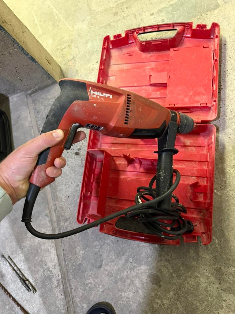 Foreuse hilti, Enlèvement, Comme neuf