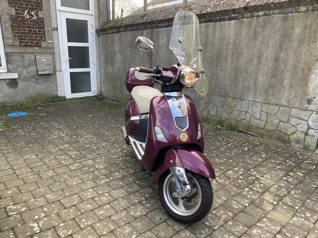 Scooter 125cc, Enlèvement, Comme neuf, Essence