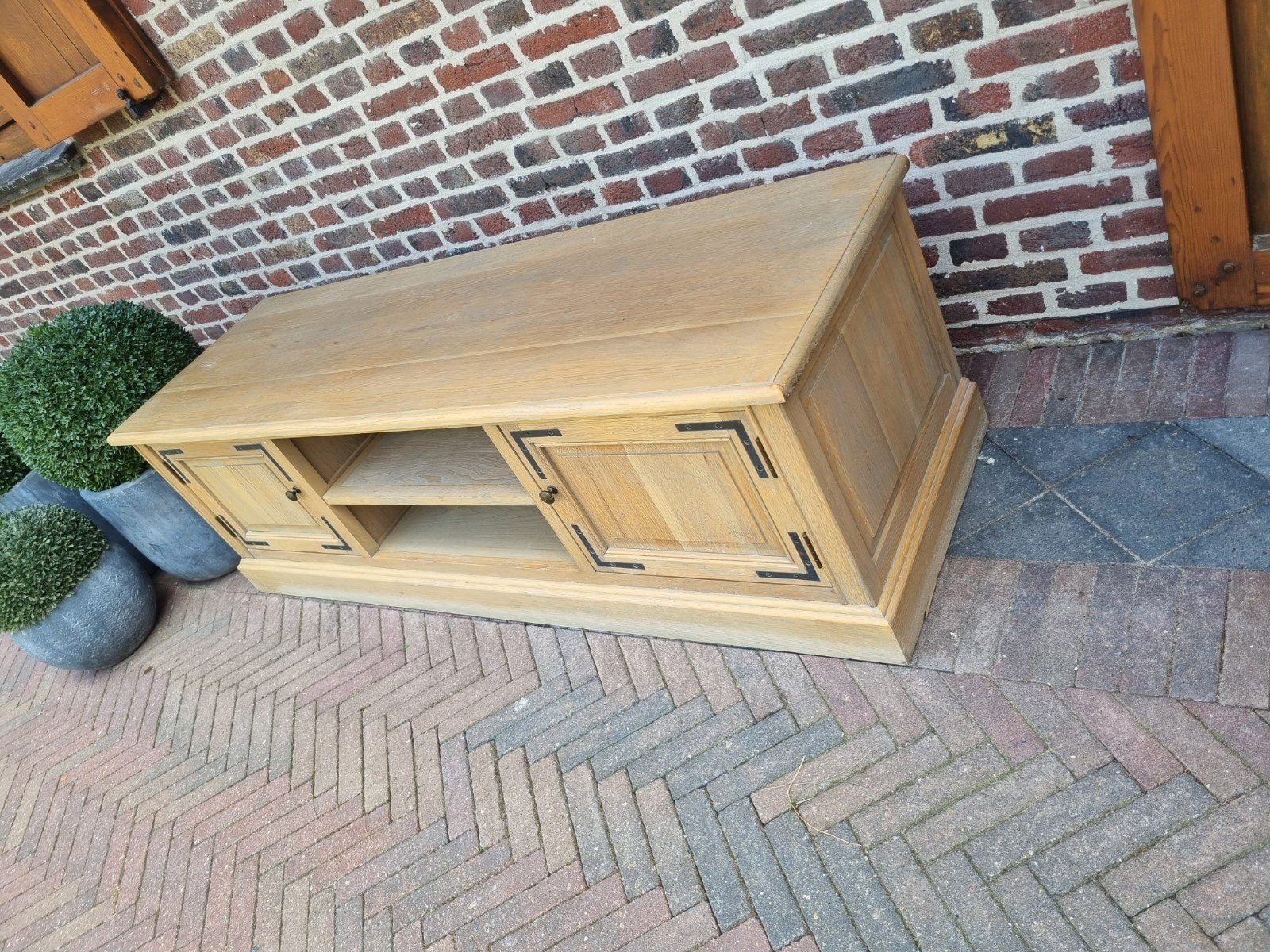 Eiken tv meubel 161/26.2, Ophalen, 100 tot 150 cm, ., Eikenhout