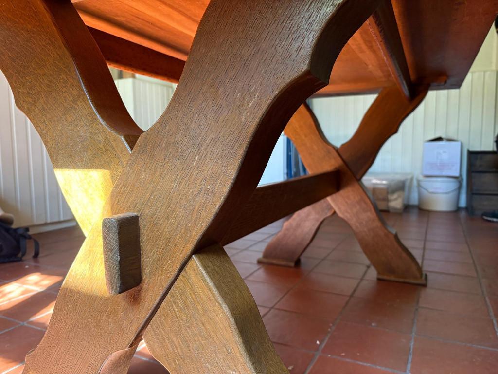 Table de cuisine robuste en chêne avec pieds en X, 150 à 200 cm, Cinq personnes ou plus, Vintage, Enlèvement