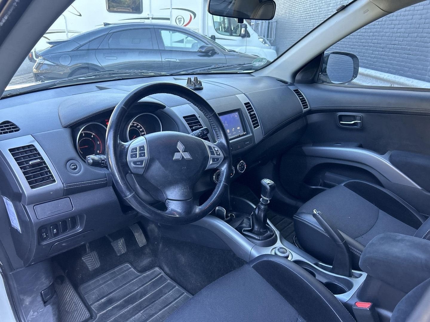 Mitsubishi Outlander 2.2 DI-D Intense | Climate | Trekhaak |, Autos, Achat, Outlander, Entreprise, Boîte manuelle