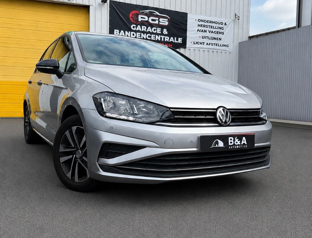 Volkswagen golf sportsvan 1.5 Tsi IQ drive 1j garantie, Auto's, Volkswagen, 1498 cc, 4 cilinders, 0 kg, Beige