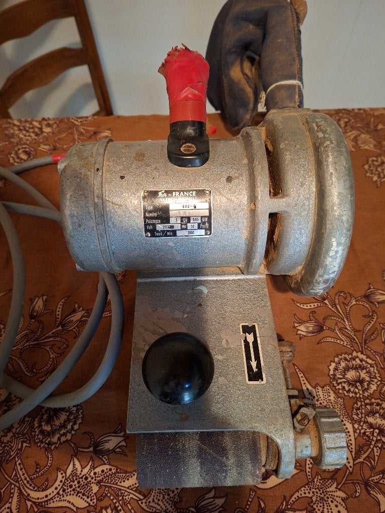 bandschuurmachine, Ophalen, Gebruikt, 600 tot 1200 watt, Bandschuurmachine