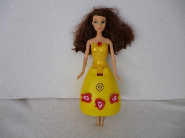 Mooie pop Disney op batterij, Ophalen of Verzenden, Gebruikt, Overige typen