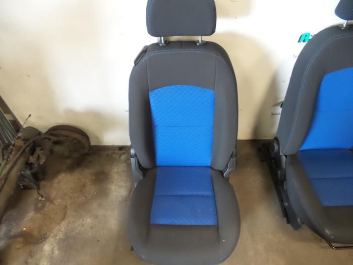 Siège droit d'un Mazda 2 (2 03-), -, 3 mois de garantie, Mazda, Utilisé
