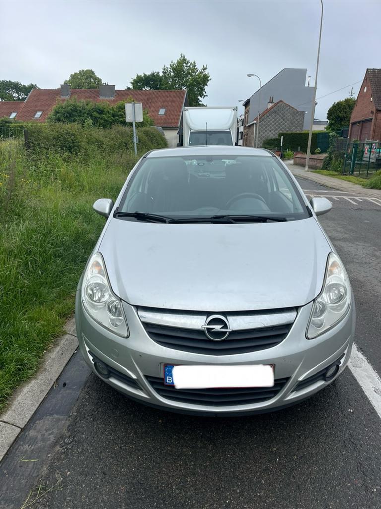 Opel Corsa D 1.2 Benzine -180,000 km  (Keuring voor verkoop), Autos, Opel, Euro 5, Achat, Entreprise, Cruise Control