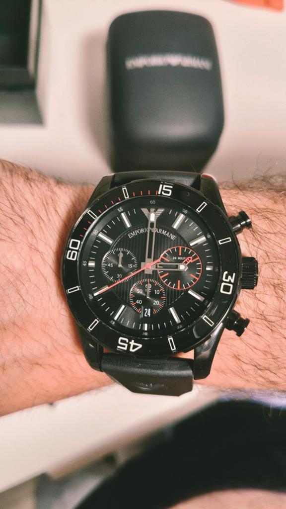 Montre Emporio Armani Chronographe – Comme neuve – Full set, Enlèvement