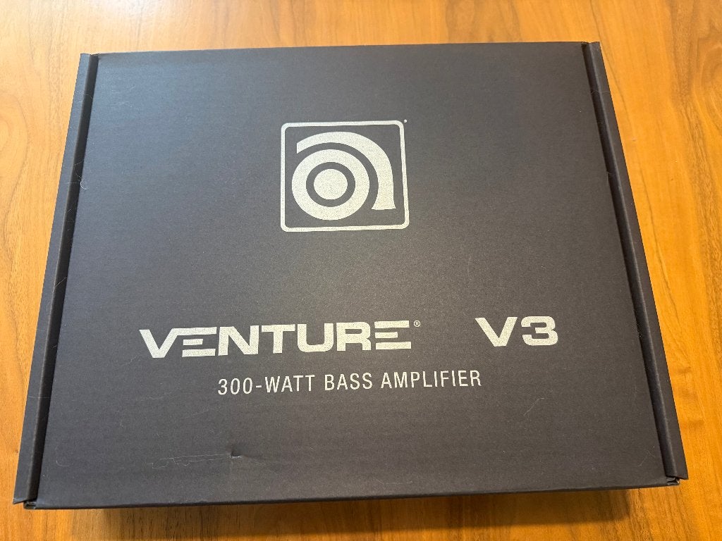 Ampli basse Ampeg Venture V3, Musique & Instruments, Enlèvement, Comme neuf, Guitare basse, 100 watts ou plus