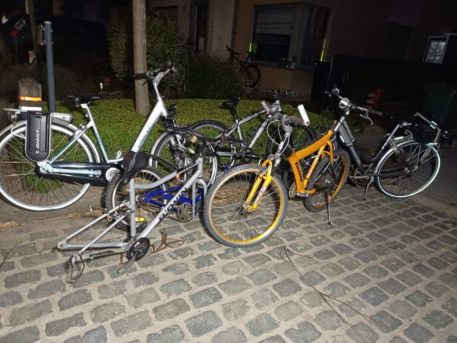 GRATIS oude fietsen voor onderdelen., Fietsen en Brommers, Ophalen