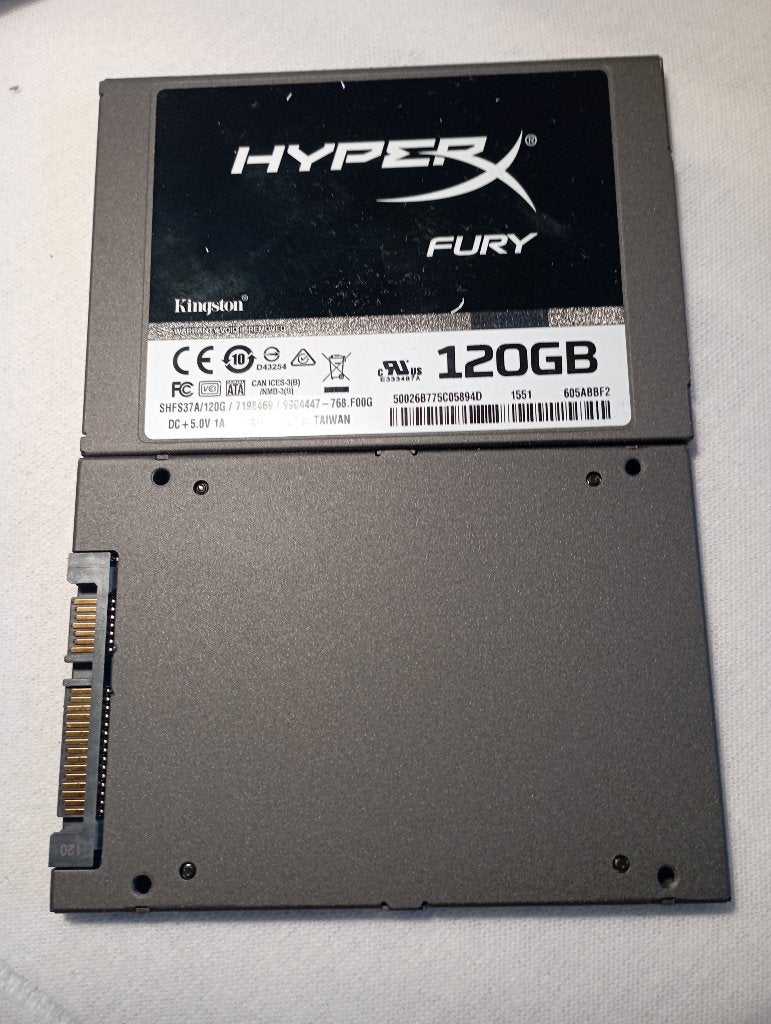 120GB SATA SSD Hyper Fury Kingston 2x, Computers en Software, Harde schijven, Ophalen, Intern, Kingston, Laptop