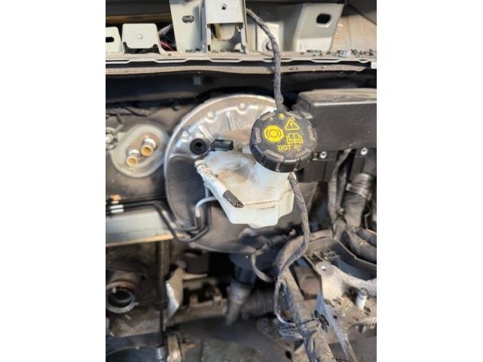 Assistant de freinage d'un Renault Captur, Renault, -, 3 mois de garantie, Utilisé