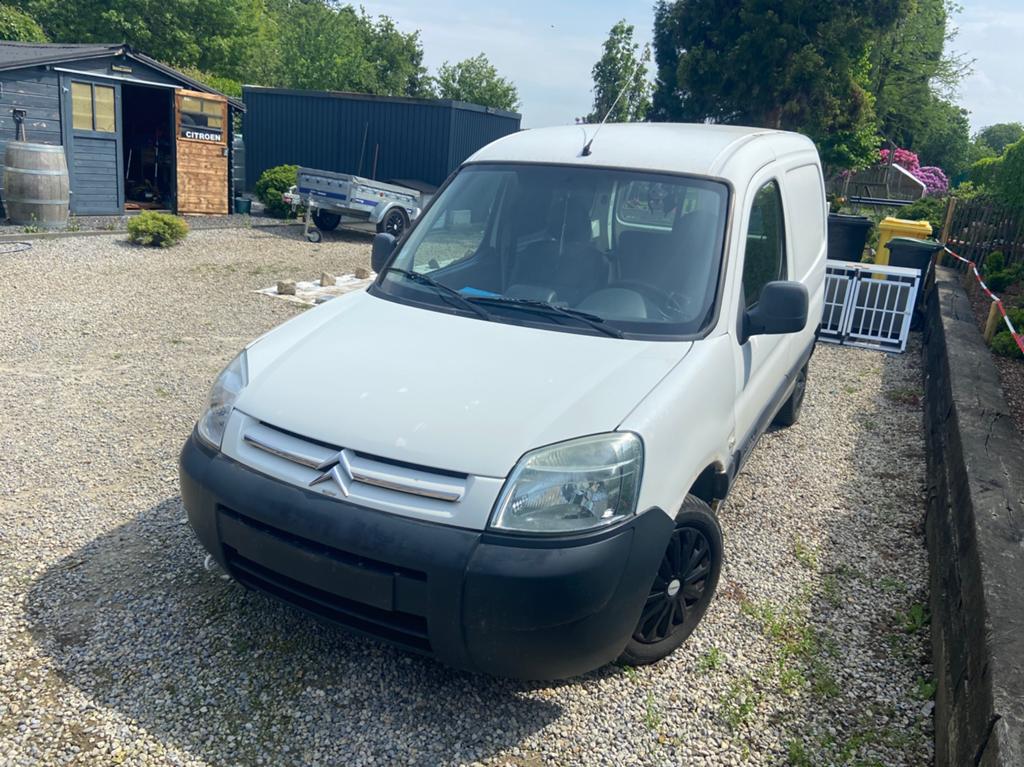 Citroën Berlingo 1.6 Diesel 240 000 km, Autos, Achat, Boîte manuelle, Diesel, Particulier