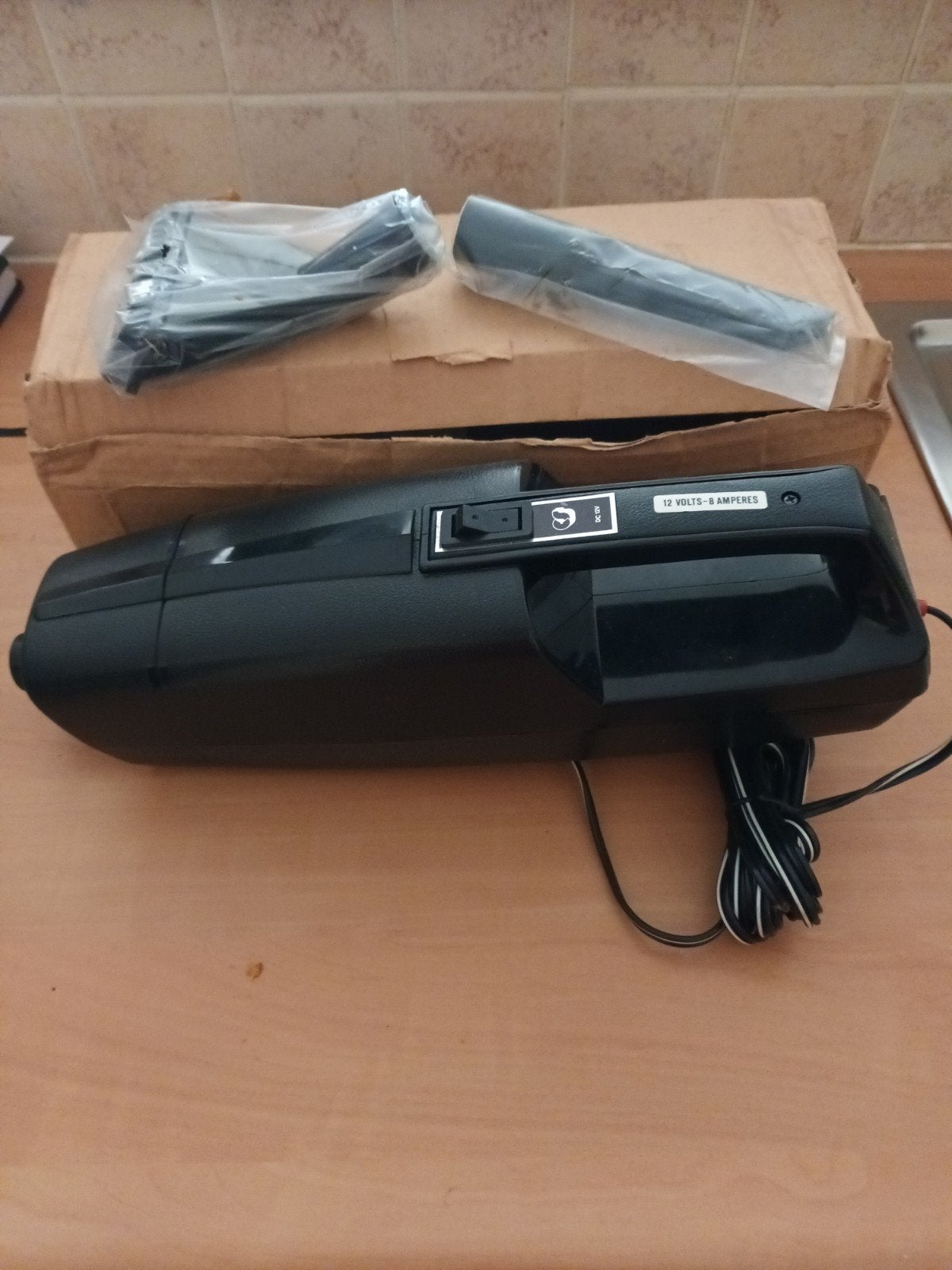 Aspirateur de voiture entièrement neuf e, Autos : Pièces & Accessoires, Enlèvement ou Envoi