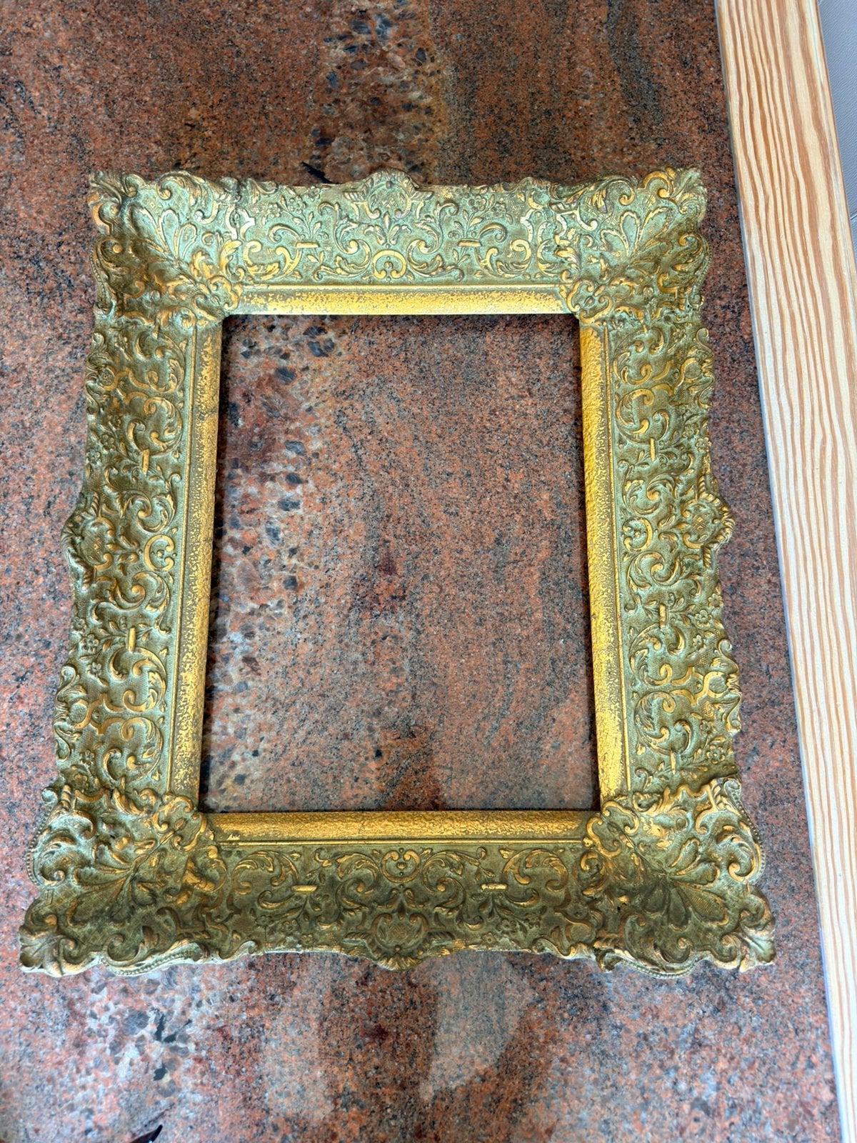 Prachtige houten kader - goud, Ophalen, Handgemaakt, Zo goed als nieuw, Fotolijst