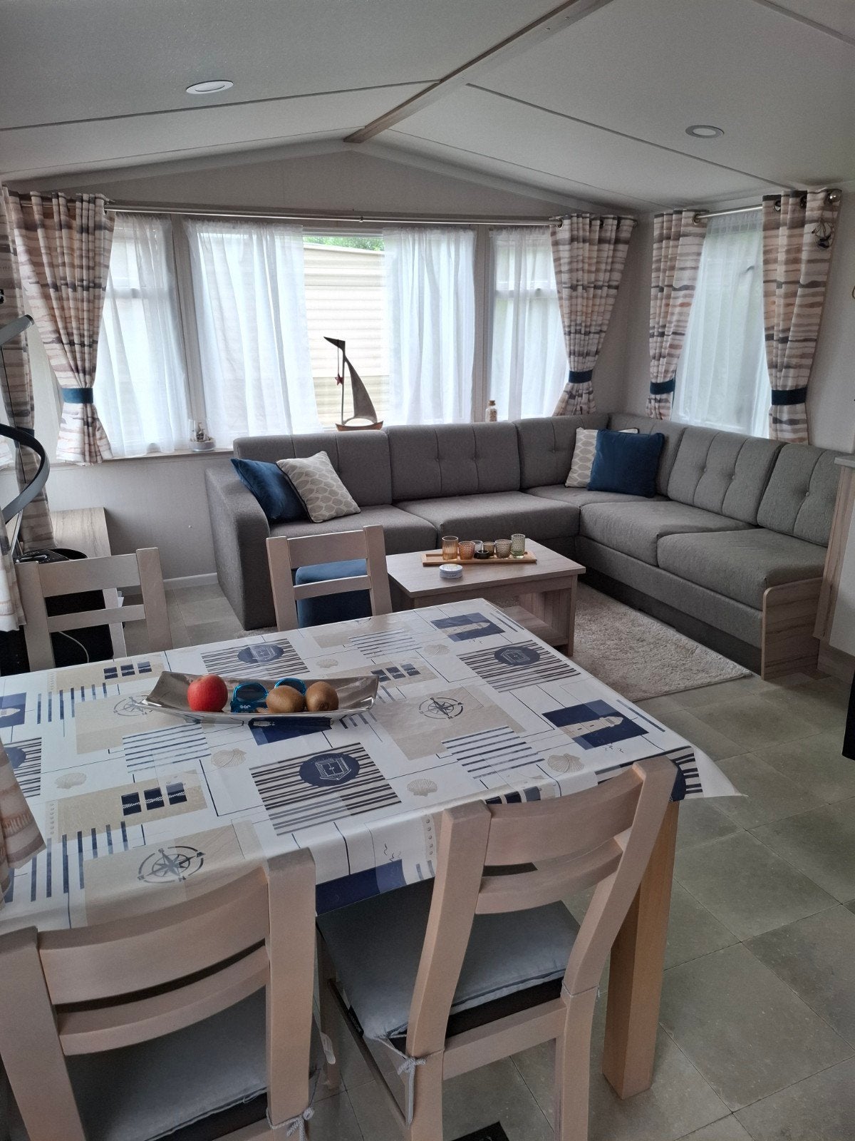 Caravan swift loire 9m10 op 4m model 2023, Caravanes & Camping, Particulier, Swift