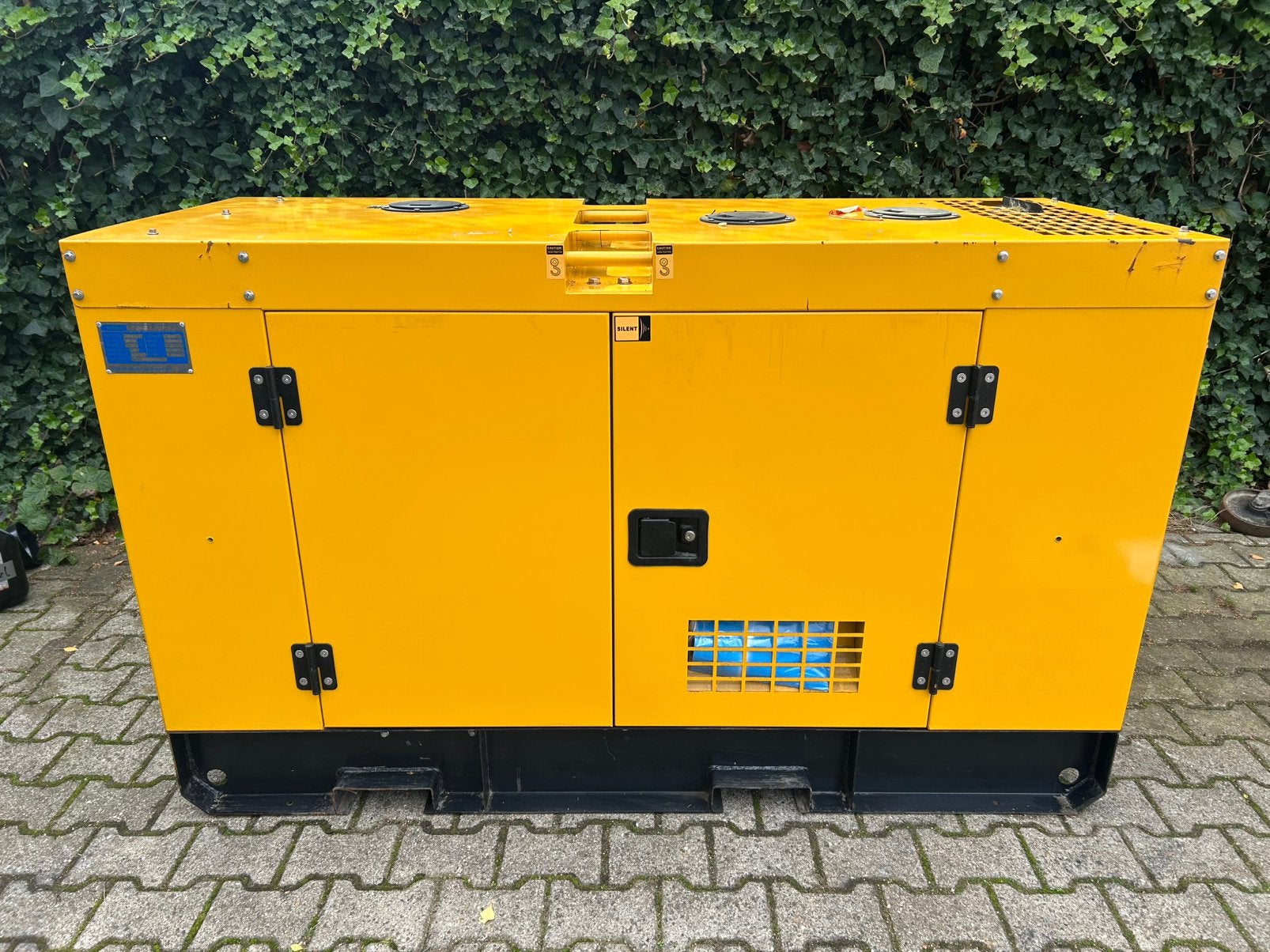 Generator APW 30 Ricardo 30 KVA noodstroom aggregaat, Enlèvement