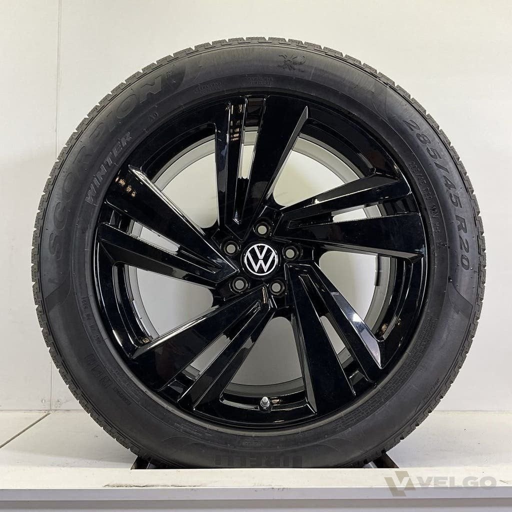 VOLKSWAGEN NEVADA TOUAREG III Q7 Q8 VELGEN SET WINTERBANDEN, Auto-onderdelen, Gebruikt, -, 285 mm, -