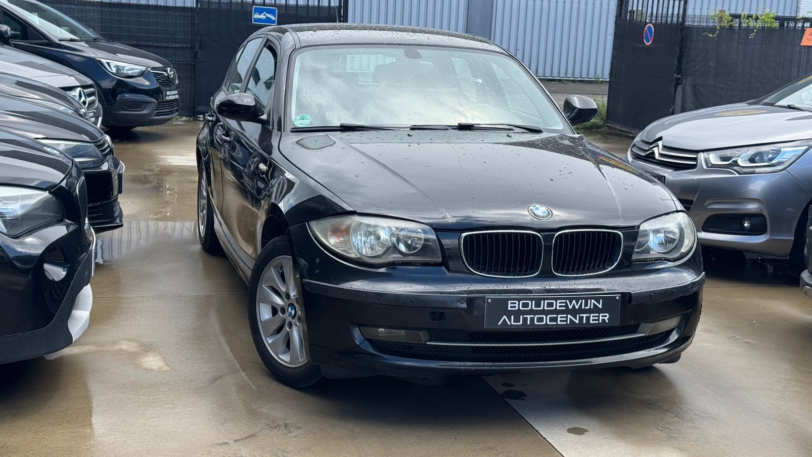 Bmw 1 Serie 116i 1.6Benzine 2007 172.xxxkm FACELIFT Garantie, Auto's, Zwart, Zwart, Handgeschakeld, 5 deurs
