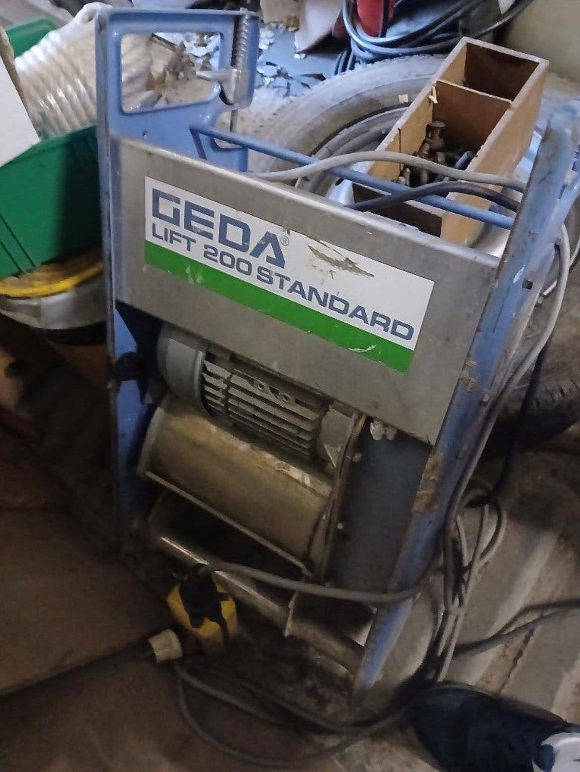Monte charge tuiles Geda 16m complet, Bricolage & Construction, Enlèvement, Comme neuf