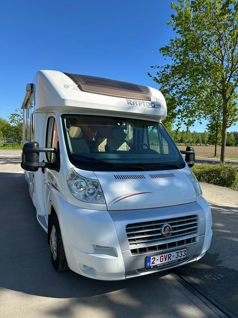 Rapido 7095DF | Fiat Ducato 3.0L | CAMPER MOBILHOME, Caravans en Kamperen, Standaard zit, Fiat, Airbags, Afzuigkap