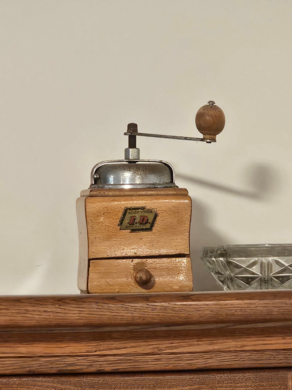Antieke koffiemolen, Antiek en Kunst, Ophalen