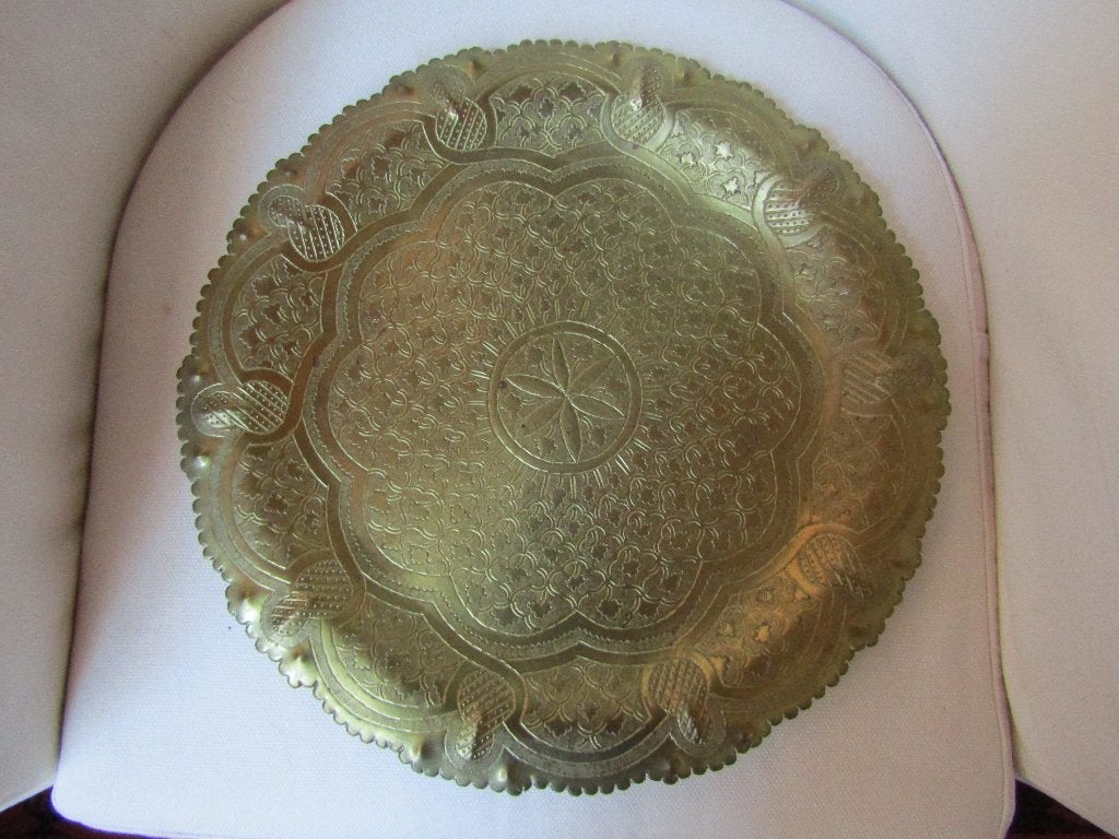 Splendide plateau marocain en cuivre repoussé, Antiquités & Art, Enlèvement ou Envoi, Cuivre
