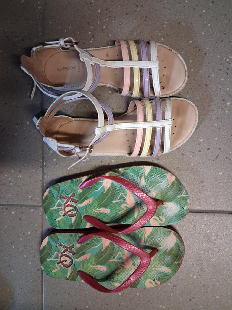 Sandalen maat 32, Enfants & Bébés, Vêtements enfant | Chaussures & Chaussettes, Enlèvement