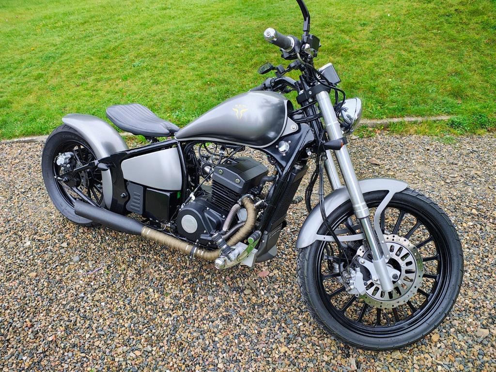 125cc aangepaste motorfiets, Motoren, Ophalen