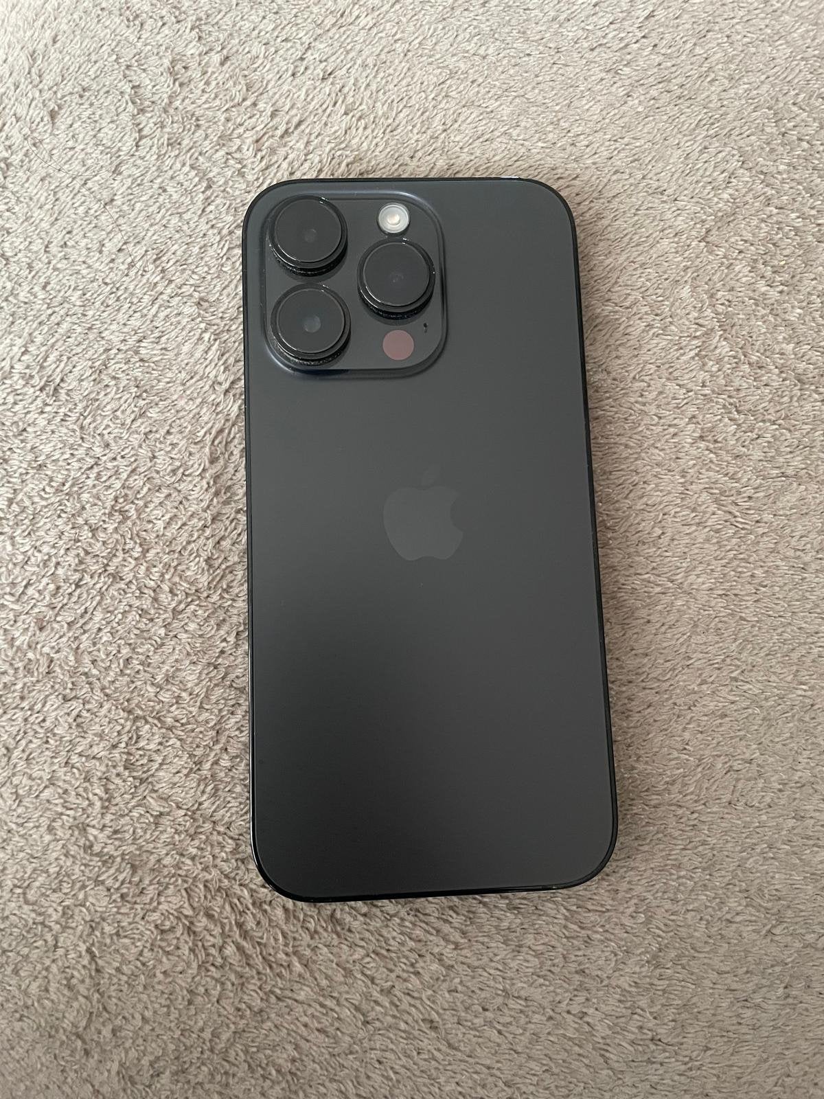 Iphone 14 Pro, Telecommunicatie, Mobiele telefoons | Hoesjes en Screenprotectors | Apple iPhone, Ophalen, Zwart, IPhone 14, Zo goed als nieuw