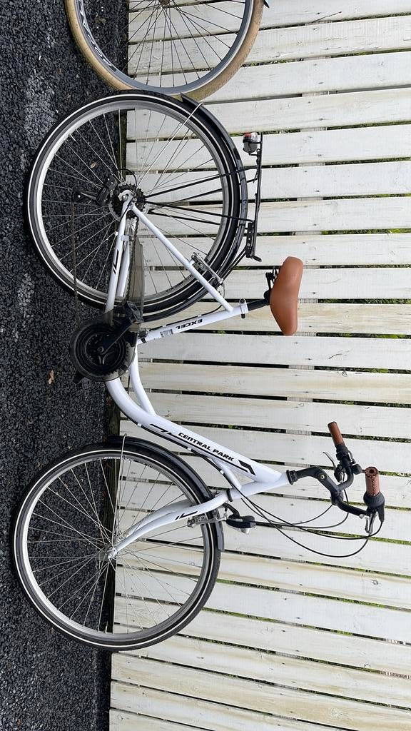 Damesfiets, Ophalen, Zo goed als nieuw