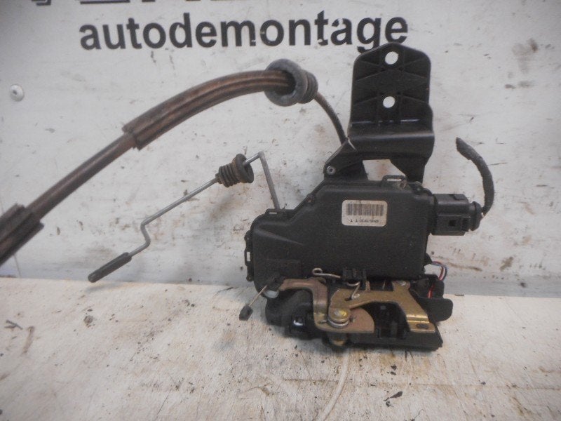 SERRURE DE PORTE LATERALE Volkswagen New Beetle (9C1 / 9G1), Volkswagen, Volkswagen AG, Droite, Utilisé