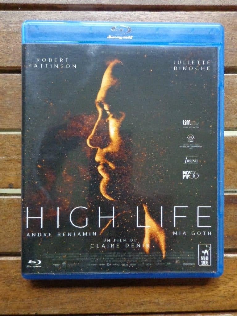 )))  Bluray  High Life  //  Claire Denis   (((, Cd's en Dvd's, Frans, Film, Science Fiction en Fantasy, Ophalen of Verzenden