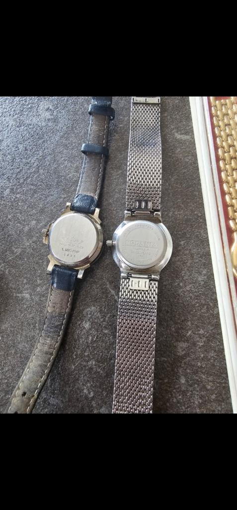 4 horloges, Ophalen
